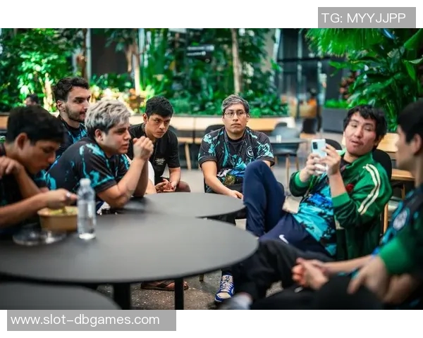 热议DOTA2JDG如何在赛场上实现快速变革与战术创新